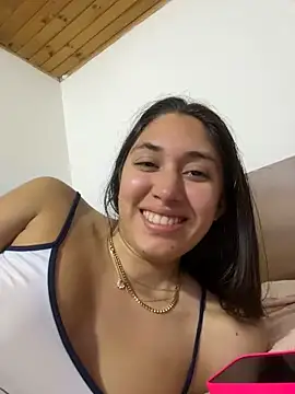 Barbielatinas online show from 12-23-25, 05:07