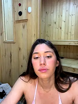 Snapshot of Barbielatinas chatting on 09-09-25, 04:22 Barbielatinas online show from 09-09-25, 04:22