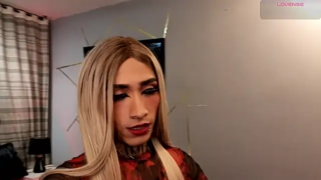 Micaela Rangel online show from 10-05-25, 03:19