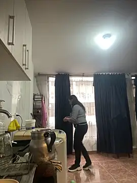 Freya Artemisa online show from 12-17-25, 09:53