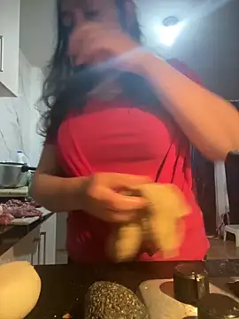 Freya Artemisa online show from 11-11-25, 06:25