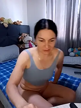 renata hot1 online show from 04-30-26, 08:57