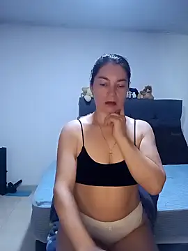 renata hot1 online show from 11-18-25, 10:13