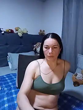 renata hot1 online show from 05-31-26, 01:22
