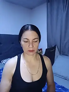 renata hot1 online show from 06-14-26, 12:51