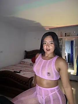 cristina1800 online show from 11-22-25, 03:16