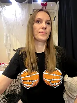 RachelBelI online show from 10-13-25, 11:38