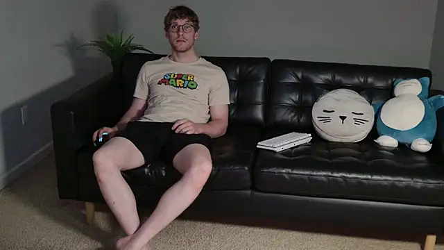 Snapshot of BlueEyedTallGuy94 chatting on 09-11-25, 02:11 BlueEyedTallGuy94 online show from 09-11-25, 02:11