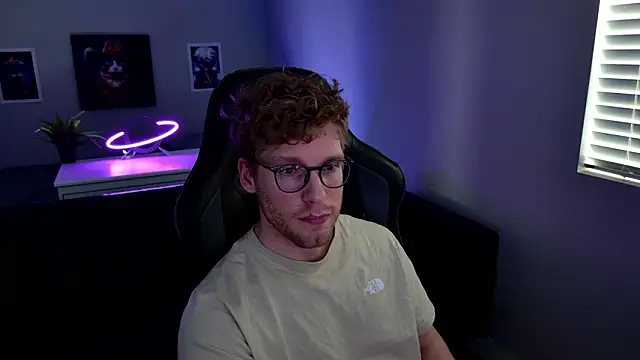 BlueEyedTallGuy94 online show from 02-01-26, 09:57