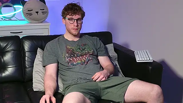 BlueEyedTallGuy94 online show from 11-12-25, 02:15