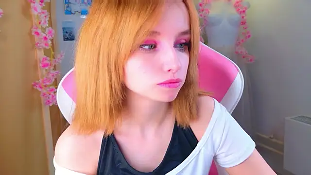 b4by LoL1 online show from 05-08-26, 01:37