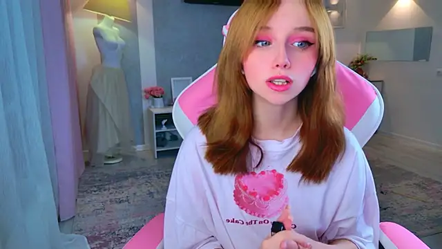 b4by LoL1 online show from 12-03-25, 11:31