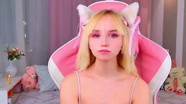 Snapshot of b4by_LoL1 chatting on 02-23-26, 03:12 b4by LoL1 online show from 02-23-26, 03:12