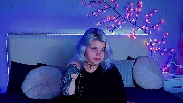 JoannLowe online show from 09-30-25, 08:15