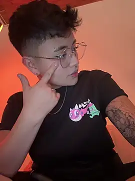 Ashley Chriss online show from 01-12-25, 07:11