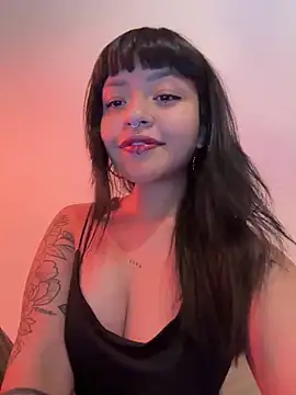 Ashley Chriss online show from 01-24-25, 04:37