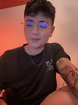 Ashley Chriss online show from 01-16-25, 03:12