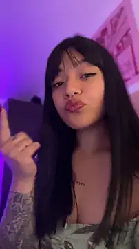 Ashley Chriss online show from 05-31-26, 02:06