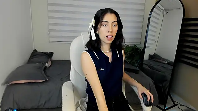 Snapshot of Catyloves chatting on 01-09-26, 10:06 Catyloves online show from 01-09-26, 10:06