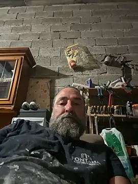 Snapshot of ros217 chatting on 09-20-25, 07:52 ros217 online show from 09-20-25, 07:52