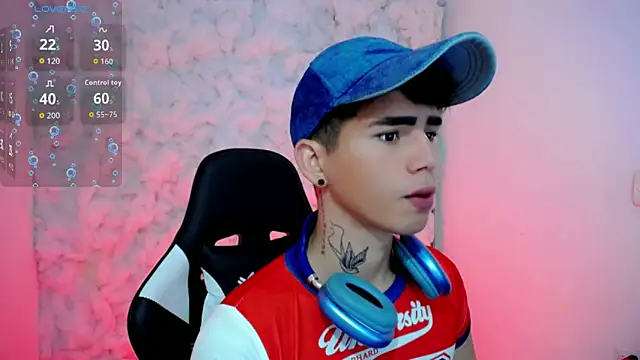 Tayson Rivers online show from 11-10-25, 07:41