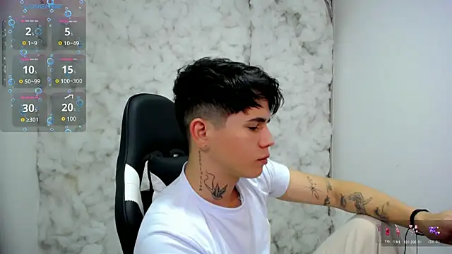 Tayson Rivers online show from 11-24-25, 02:11