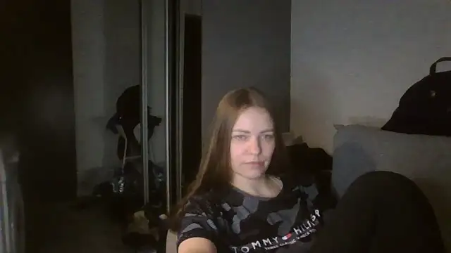 AnnaDiamond1 online show from 04-07-26, 10:33