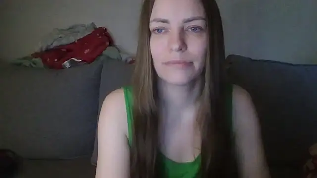 Snapshot of AnnaDiamond1 chatting on 04-22-26, 10:11 AnnaDiamond1 online show from 04-22-26, 10:11