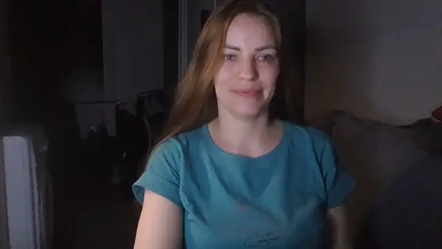 Snapshot of AnnaDiamond1 chatting on 06-10-26, 09:38 AnnaDiamond1 online show from 06-10-26, 09:38