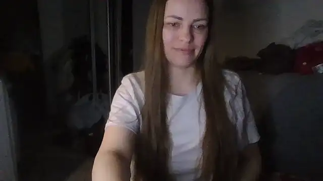 Snapshot of AnnaDiamond1 chatting on 04-22-26, 10:49 AnnaDiamond1 online show from 04-22-26, 10:49