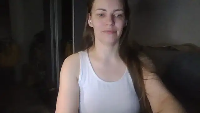 Snapshot of AnnaDiamond1 chatting on 05-20-26, 09:45 AnnaDiamond1 online show from 05-20-26, 09:45