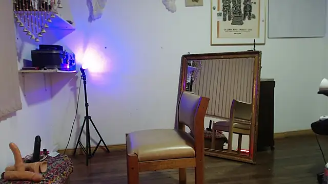 Siriss boyrag online show from 09-19-25, 12:36