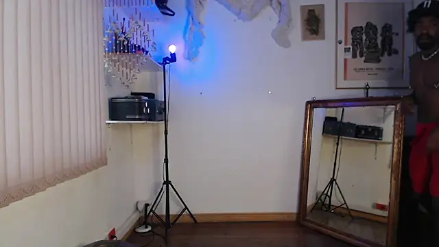 Siriss boyrag online show from 09-24-25, 12:00