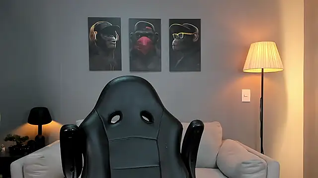 ApoloMakris online show from 11-20-25, 05:13