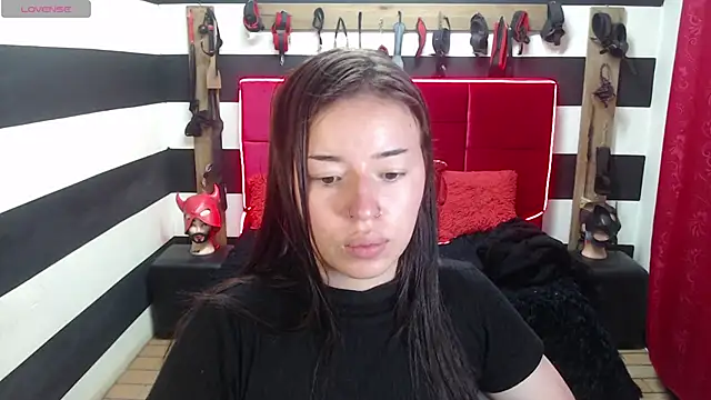 Snapshot of Marian_Ran chatting on 10-08-25, 02:24 Marian Ran online show from 10-08-25, 02:24