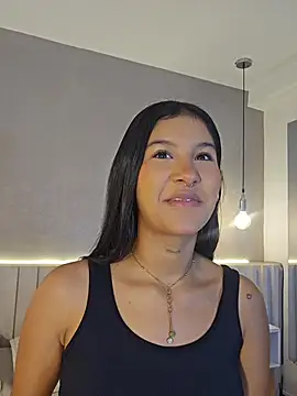 Snapshot of Aida_moreno chatting on 05-02-26, 12:21 Aida moreno online show from 05-02-26, 12:21