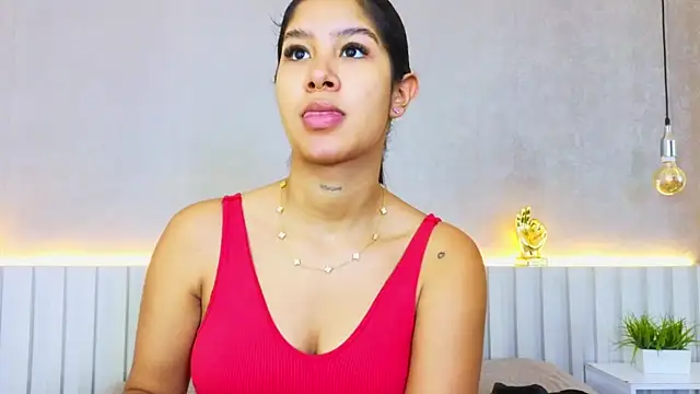 Snapshot of Aida_moreno chatting on 05-27-26, 11:50 Aida moreno online show from 05-27-26, 11:50