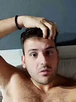 Snapshot of TheKing966 chatting on 10-18-25, 05:42 TheKing966 online show from 10-18-25, 05:42