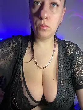 Evelinia online show from 10-08-25, 12:50