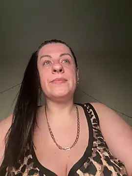 Evelinia online show from 04-09-26, 03:18