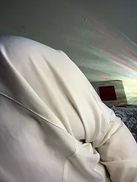 Evelinia online show from 09-11-25, 12:49