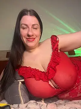 Evelinia online show from 07-16-26, 04:04
