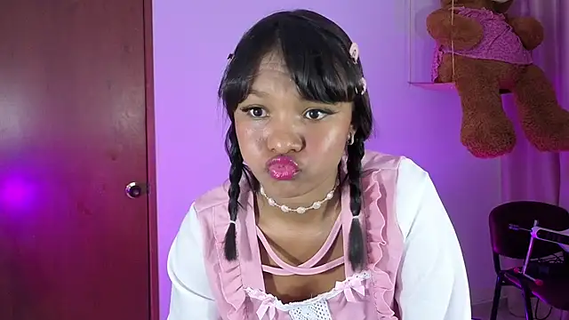 KaattySweet  online show from 05-17-26, 07:36