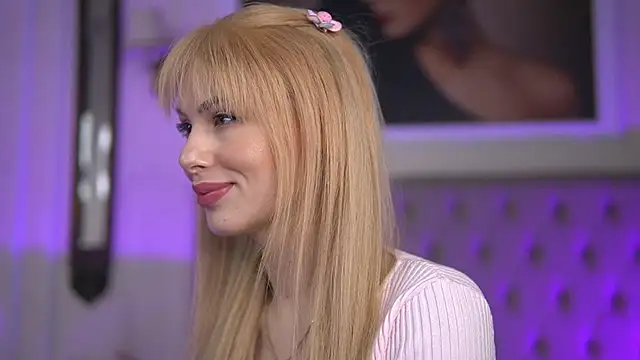 Snapshot of AdelineKing chatting on 01-28-25, 06:16 AdelineKing online show from 01-28-25, 06:16