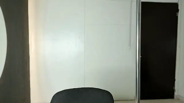 Snapshot of ailyn_miranda chatting on 03-14-25, 11:22 ailyn miranda online show from 03-14-25, 11:22