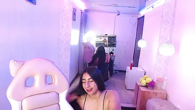 Snapshot of ailyn_miranda chatting on 03-06-25, 11:31 ailyn miranda online show from 03-06-25, 11:31