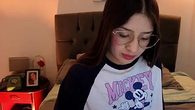 Emma Lombardi online show from 10-18-25, 11:56