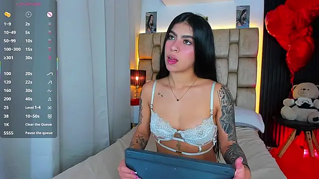 little sophie18 online show from 02-17-26, 08:06