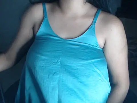 Snapshot of DevilErin chatting on 03-08-26, 08:23 DevilErin online show from 03-08-26, 08:23