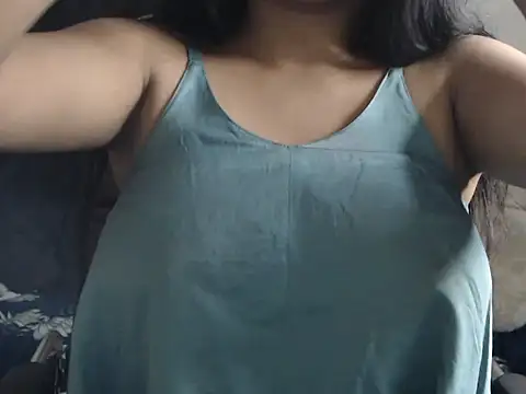 Snapshot of DevilErin chatting on 12-22-24, 09:09 DevilErin online show from 12-22-24, 09:09